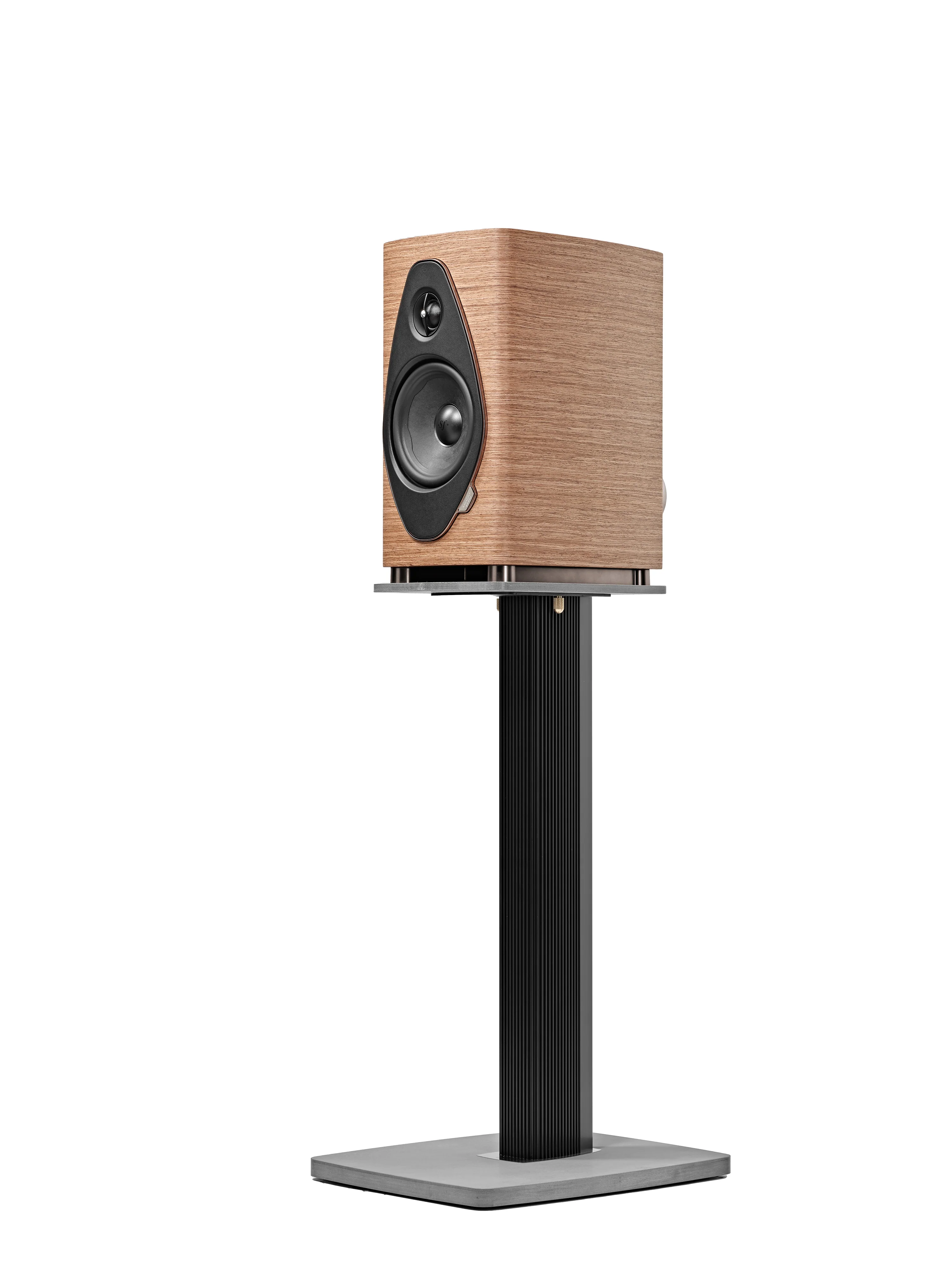 Sonus faber Sonetto II G2 Bookshelf Speakers Bundle with Speaker Stand (Pair) - Image 6