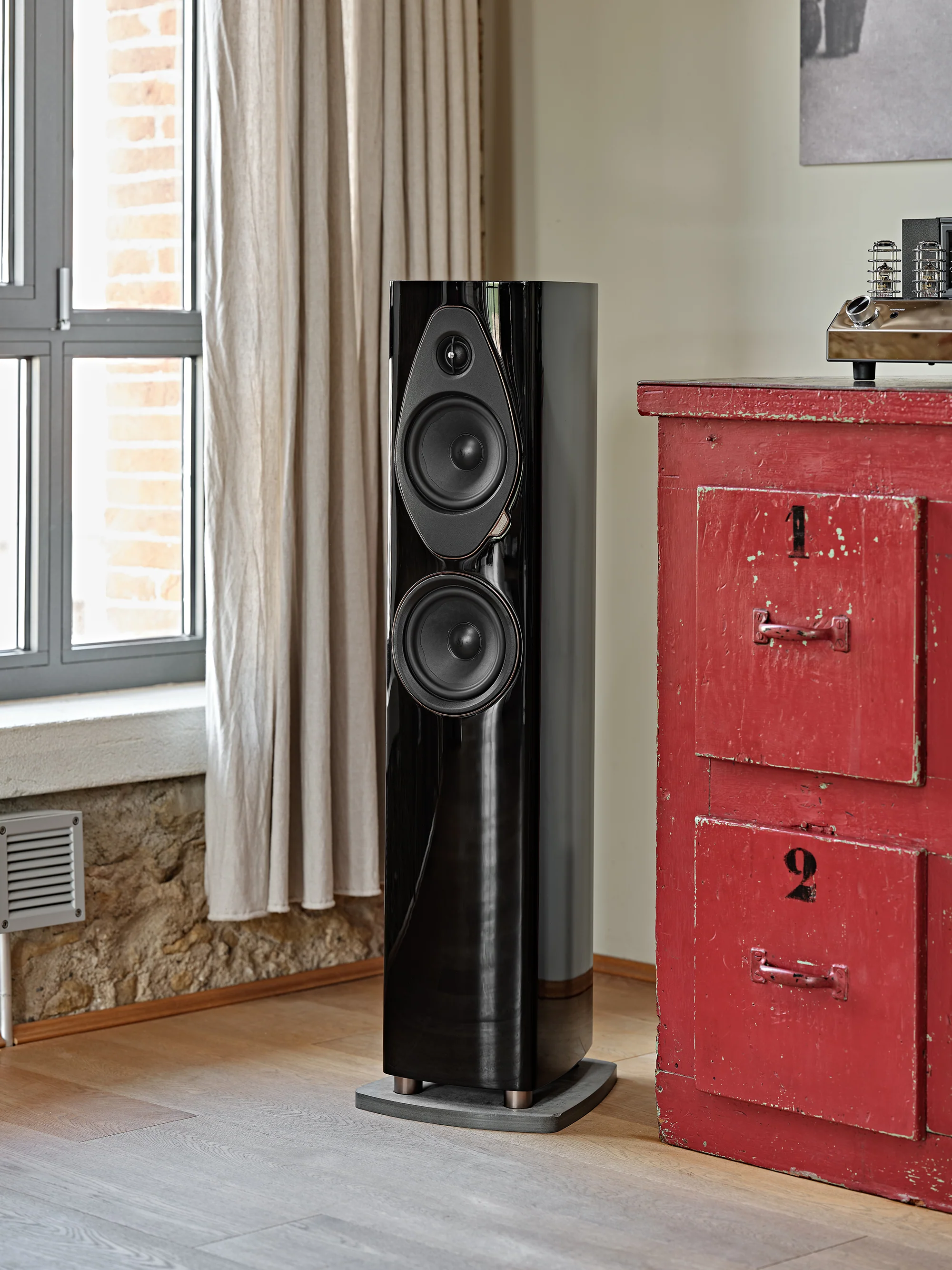 Sonus faber Sonetto III G2 Floorstanding Speakers (Pair) - Image 17