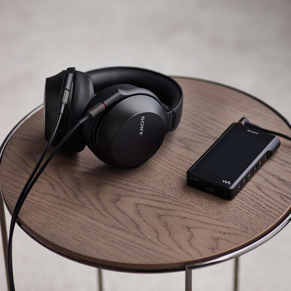 Sony MDR-Z7M2 Hi-Res Over Ear Closed Back Headphones - Image 4