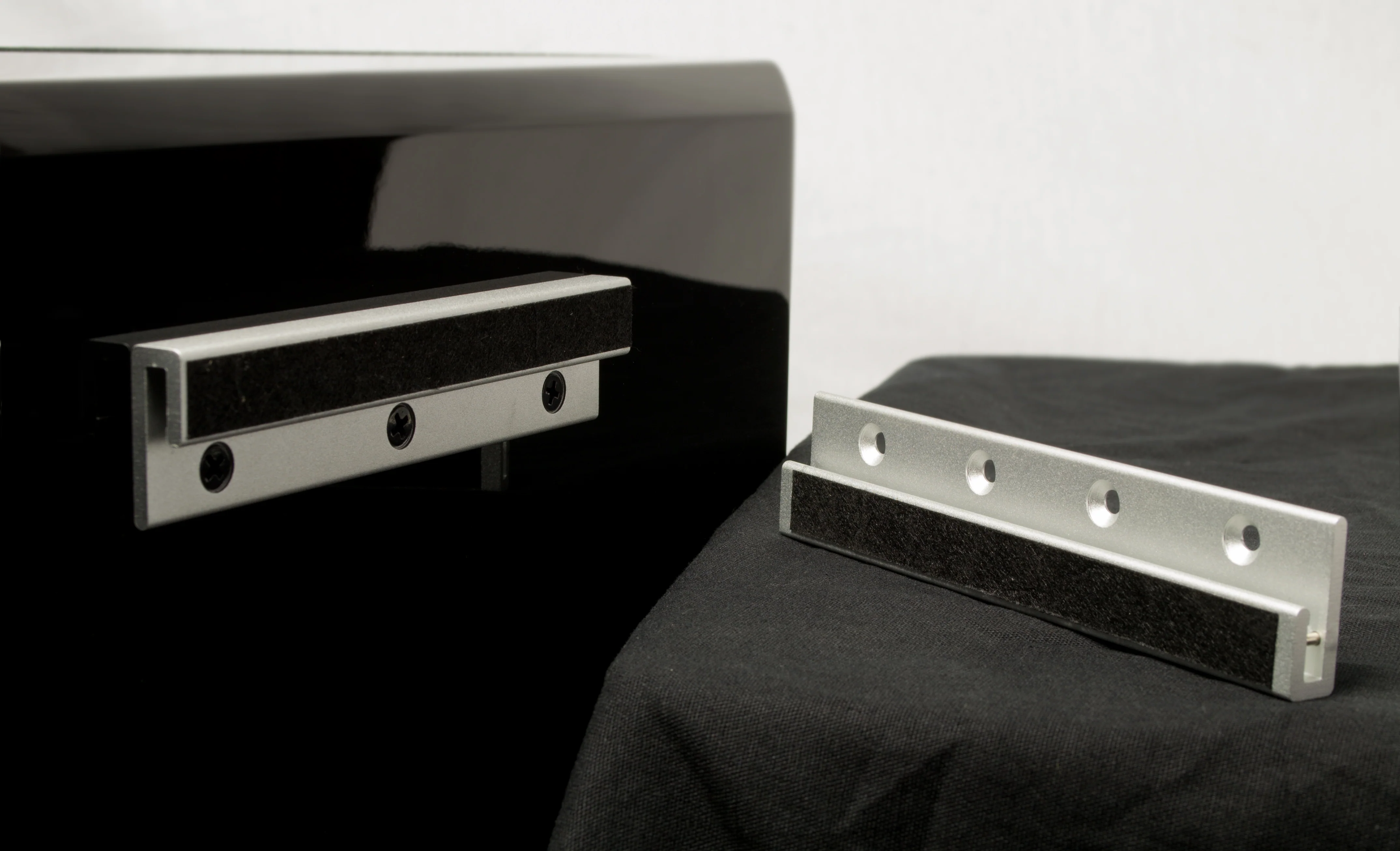 SVS Ultra Surround Speakers - Pair (Piano Gloss Black) - Image 5